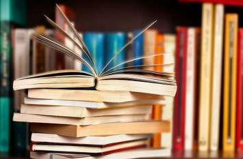 The curriculum of schools changes according to the ruling party यहां सत्ताधारी पार्टी के हिसाब से बदलता है स्कूलों का पाठ्यक्रम