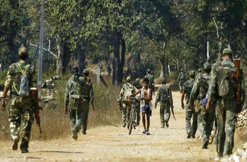 नक्सलियों के इसी माह बड़े अभियान की तैयारी, खुफिया विभागों को किया गया सक्रिय नक्सलियों के इसी माह बड़े अभियान की तैयारी, खुफिया विभागों को किया गया सक्रिय