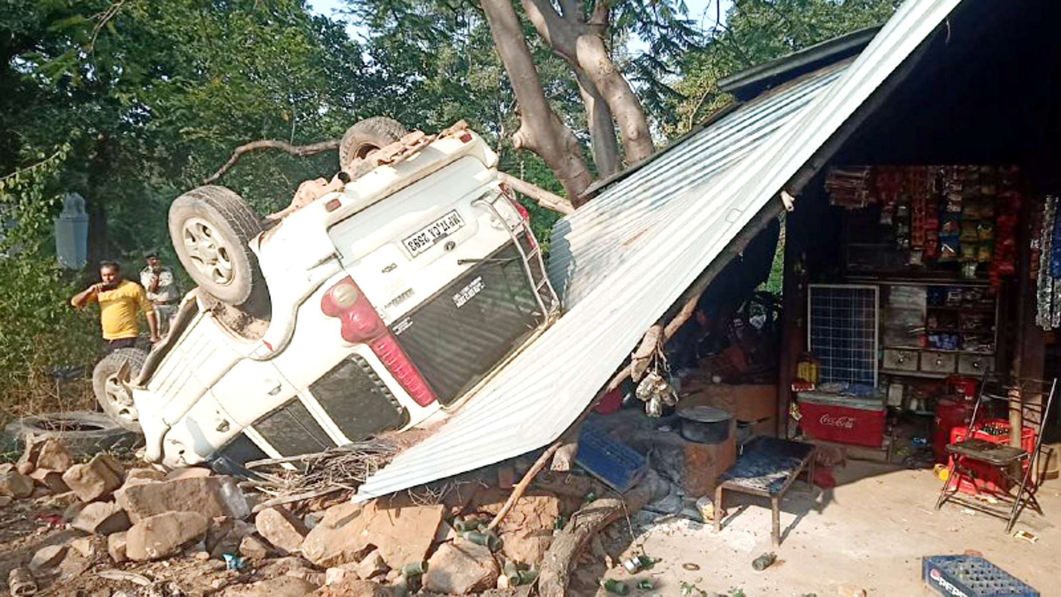 Road accident in Panna