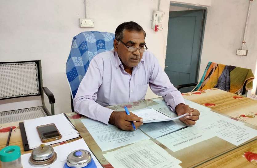 चुनाव से पहले चेती सरकार, कानोड़ तहसीलदार ने संभाला पदभार चुनाव से पहले चेती सरकार, कानोड़ तहसीलदार ने संभाला पदभार