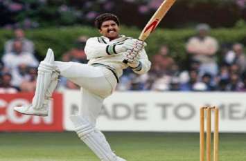 Ranveer Singh shared kapil dev natraz shot photo of film 83 रणवीर सिंह का फोटो हुआ वायरल, कपिल देव का फेमस नटराज वाला शॉट फैंस को आया पसंद