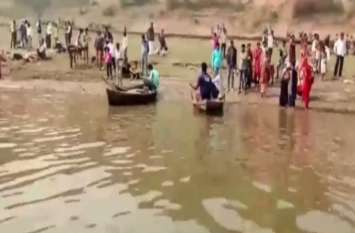 devotees gathered on kartik purnima पांच नदियों के संगम पचनद पर कार्तिक पूर्णिमा पर लगा लाखों श्रद्वालुओं का जमावड़ा