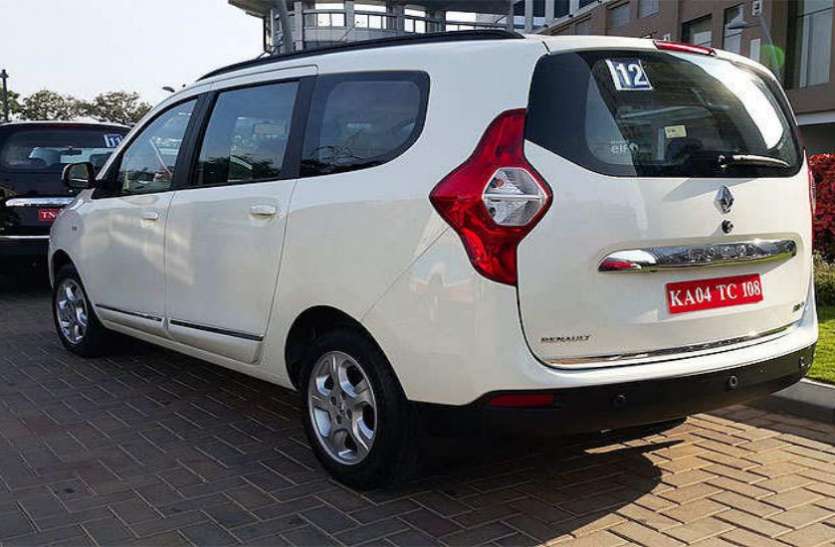 rear-end.jpg 8 लोग आसानी से समा जाते है इस धाकड़ एमपीवी में, कीमत भी है बेहद कम
