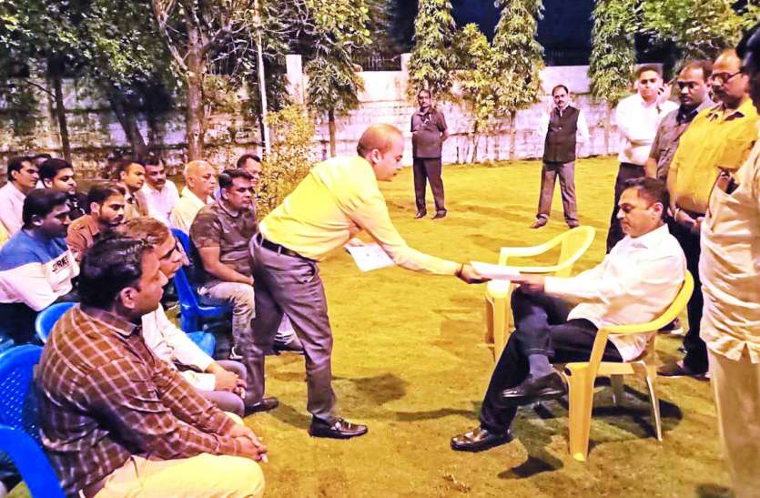 101.jpg विडम्बना: एक साल से लागू नहीं हो पाया मास्टर प्लान