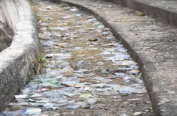 Corporation Stadium becomes undeclared compound in the evening, is doi शाम होते ही अघोषित अहाता बन जाता है निगम स्टेडियम, स्वच्छता अभियान को कर रहा है चौपट