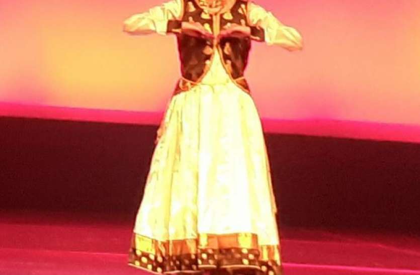 Classical dance News:अंतरराष्ट्रीय सांस्कृतिक महोत्सव :बैंकाक में शास्त्रीय नृत्य की दी शानदार प्रस्तुति Classical dance News:अंतरराष्ट्रीय सांस्कृतिक महोत्सव :बैंकाक में शास्त्रीय नृत्य की दी शानदार प्रस्तुति