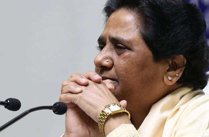 mayawati_2.jpg विधानसभा चुनाव 2022: सात सालों में 153 कद्दावर नेताओं ने छोड़ दिया मायावती का साथ
