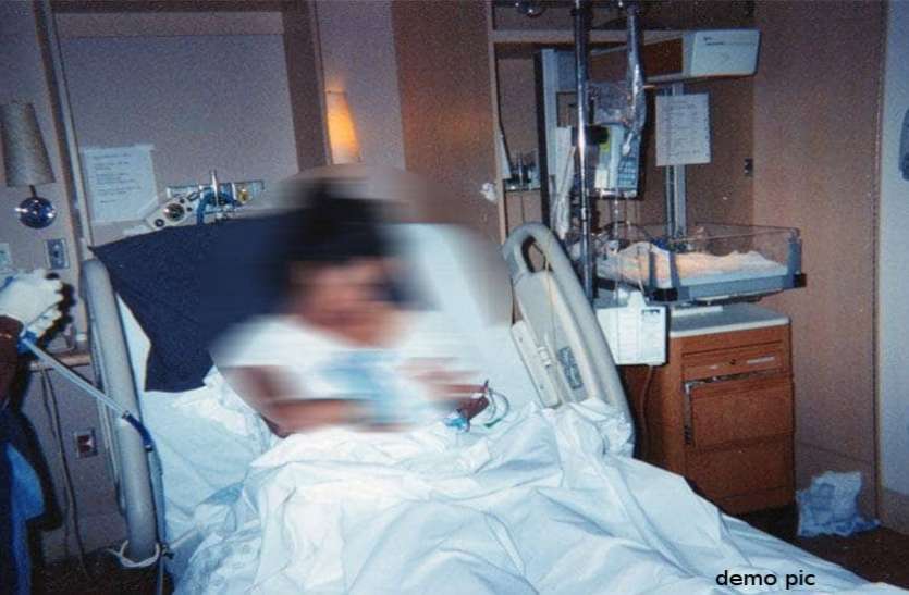 rape2.jpg बीमार दादी को नींद की गोली देकर सुलाया फिर पोती को बेहोश कर हाॅस्पिटल में चिकित्सा कर्मी ने किया रेप