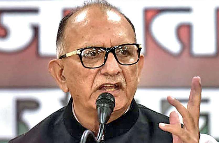 Ashok Parnami Statement On Congress Party In Alwar भाजपा के पूर्व प्रदेशाध्यक्ष अशोक परनामी ने कांग्रेस सरकार को बताया हर मोर्चे पर विफल, बाले-आपसी संघर्ष से रुक गया प्रदेश का विकास