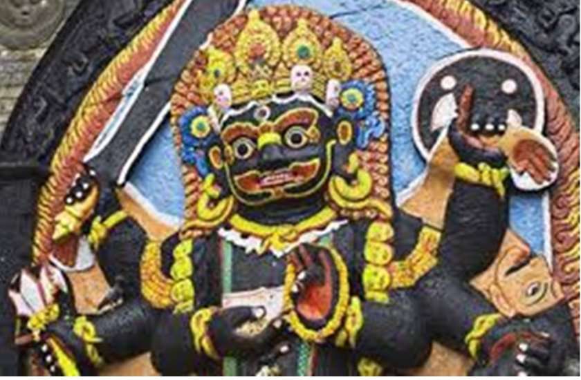 जानें सबके कष्टों को हरने वाले बाबा काल भैरव के जन्म का अद्भूत रहस्य