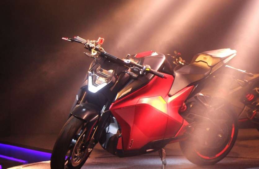 ई-बाइक Ultraviolette F77 लॉन्च, सिंगल चार्ज में चलेगी 150KM ई-बाइक Ultraviolette F77 लॉन्च, सिंगल चार्ज में चलेगी 150KM