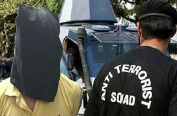 Mosque blast: Ex Major, retired PWD worker including three sent jail मस्जिद विस्फोट कांडः पूर्व मेजर, रिटायर्ड पीडब्ल्यूडी कर्मी सहित तीन को जेल