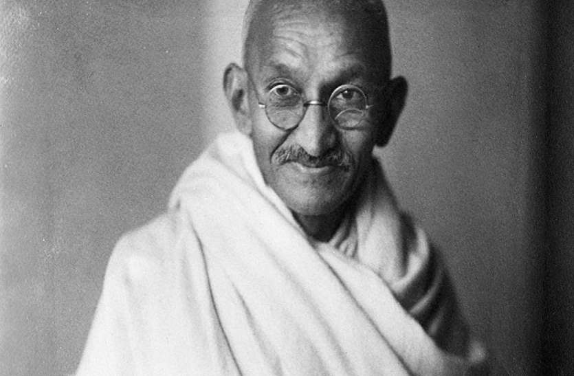 mahatma-gandhi.jpg ओडिशा सरकार की बुकलेट में महात्मा गांधी की हत्या को बताया महज दुर्घटना