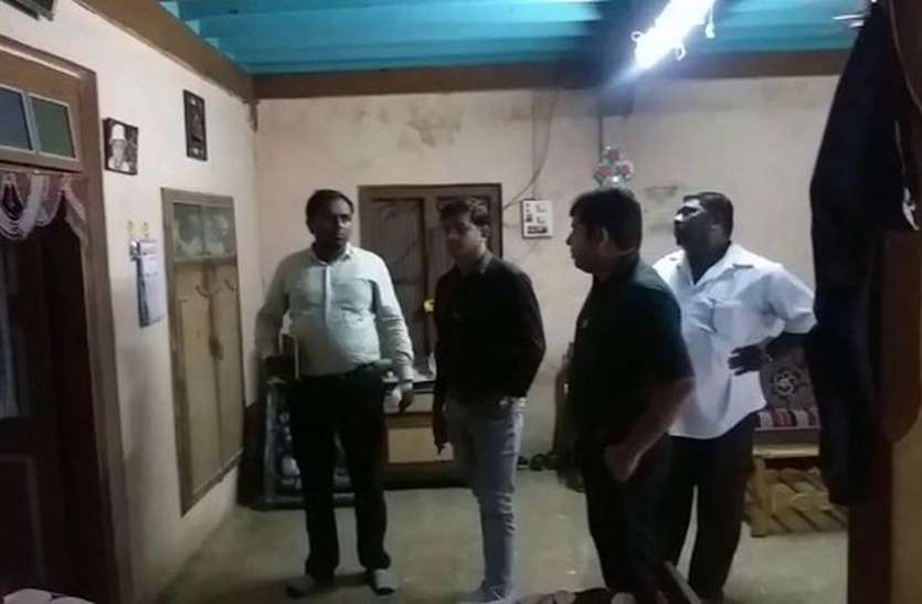 नहीं पहुंची गांधीनगर की टीम नहीं पहुंची गांधीनगर की टीम