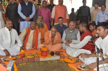 CM Yogi Adityanath big announcement on jobs and employment सीएम योगी आदित्यनाथ का ऐलान, अगले साल यहां होगी नौकरियों व रोजगार की भरमार