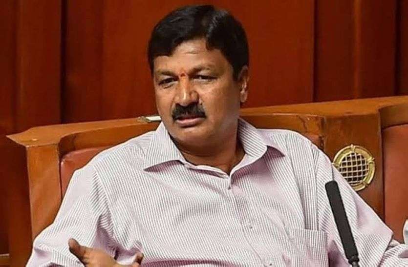 आठ बार नाकाम हुई थी सरकार गिराने की कोशिशें! आठ बार नाकाम हुई थी सरकार गिराने की कोशिशें!
