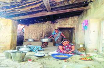 Ratlam : 59 kitchens incomplete, cash recovery to be over 35 lakhs Ratlam : 59 किचनशेड अधूरे, 35 लाख से अधिक की होगी वसूली