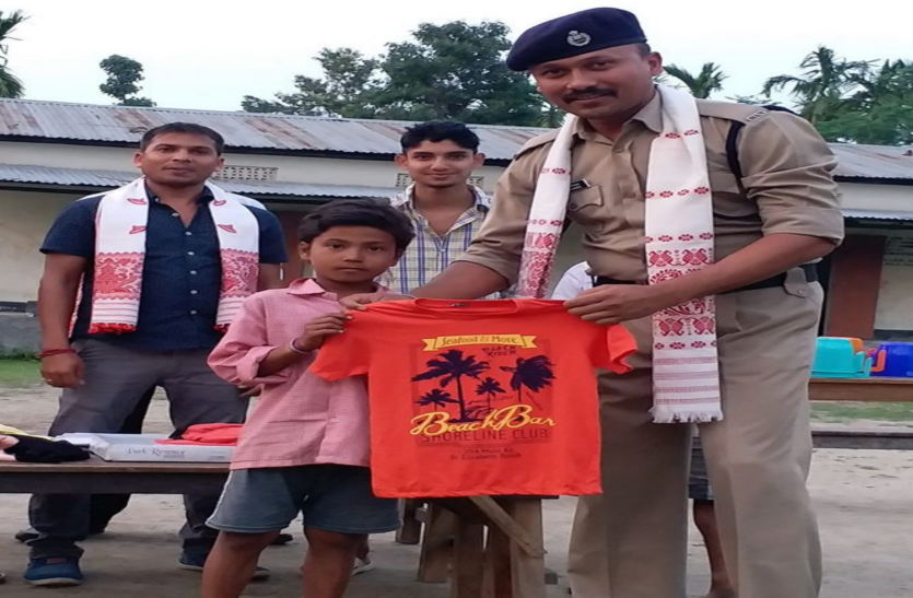 CISF जवान ने समाज सेवा के लिए खोजा अनोखा तरीका, यूं बना गरीबों का मसीहा
