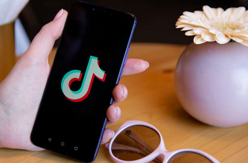 दुनिया में 1.5 अरब हुए TikTok यूजर, फेसबुक और इंस्टाग्राम को पछाड़ा दुनिया में 1.5 अरब हुए TikTok यूजर, फेसबुक और इंस्टाग्राम को पछाड़ा