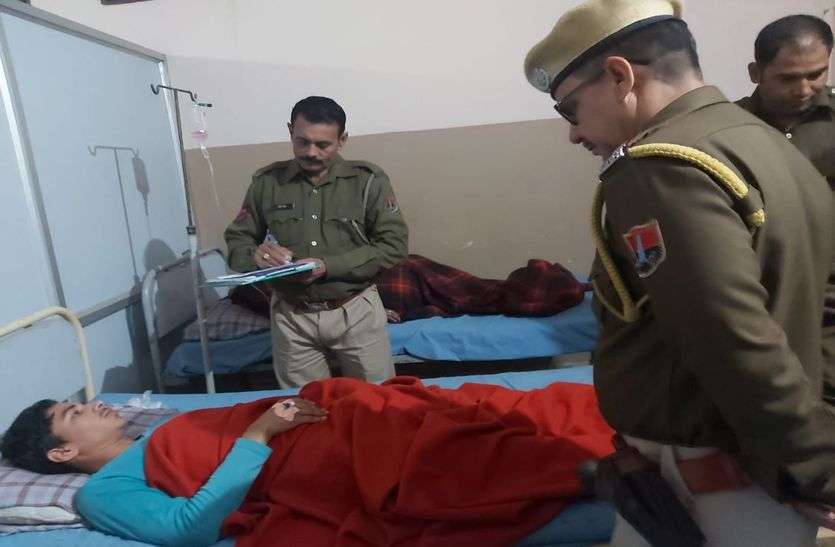 करंट से एक बालक की मौत, तीन झुलसे करंट से एक बालक की मौत, तीन झुलसे