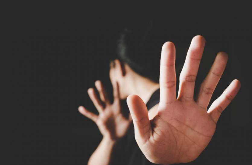 jodhpur bhajan singer sexual video got viral with woman समाज विशेष के संत का युवती के साथ अश्लील ऑडियो-वीडियो वायरल, शिष्यों के साथ लगा समलैंगिक होने का आरोप