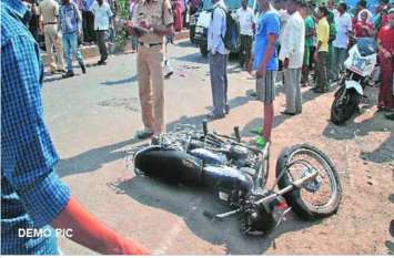 bike dumper accident in jaipur : one killed in dumper accident नगर निगम के डंपर ने बाइक को मारी टक्कर, सवार बुजुर्ग की हुई दर्दनाक मौत