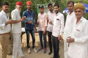 Villagers celebrated happiness in Maukhatra मौखातरा में ग्रामीणों ने मनाई खुशियां