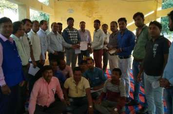 hostel news neemuch छात्रावास निर्माण की बात आई तो समाजसेवियों ने किया यह नेक काम