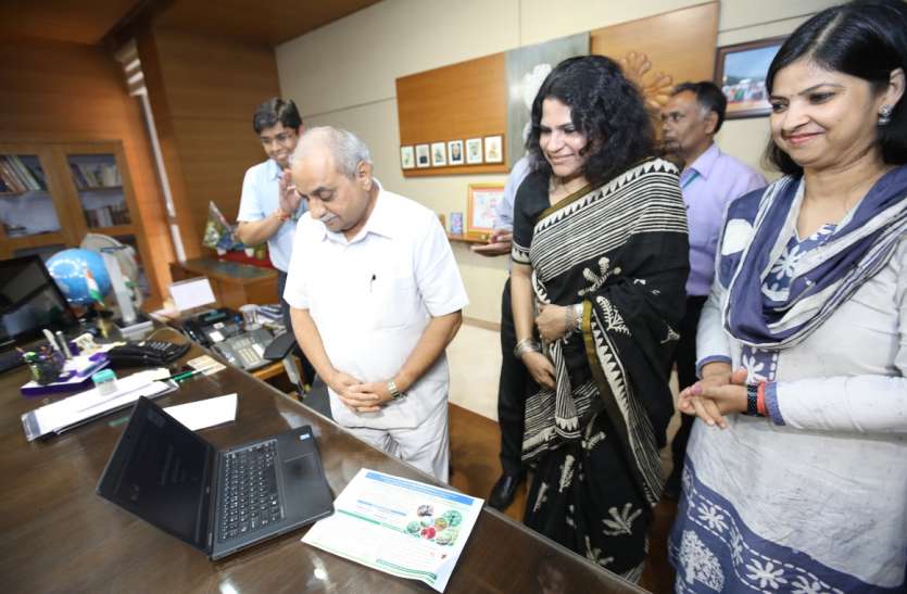 Gujarat : सूक्ष्म सिंचाई पद्धति को लेकर किसानों के लिए पोर्टल लांच Gujarat : सूक्ष्म सिंचाई पद्धति को लेकर किसानों के लिए पोर्टल लांच