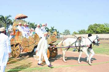 ratlam news एक हवा-सौ दवा कार्यक्रम में 200 से अधिक महिला-पुरुष हुए शामिल