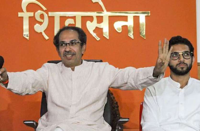 097.jpg महाराष्ट्रः उद्धव ठाकरे ने 22 नवंबर को बुलाई विधायकों की बैठक