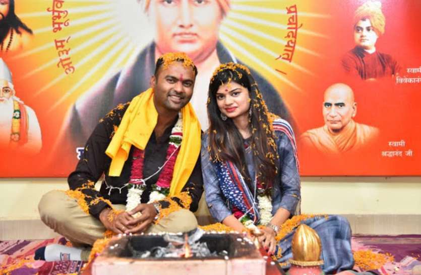 छत्तीसगढ़ लव जिहाद मामला: हाई कोर्ट के आदेश के बाद कल सुबह होगी अंजली जैन की रिहाई छत्तीसगढ़ लव जिहाद मामला: हाई कोर्ट के आदेश के बाद कल सुबह होगी अंजली जैन की रिहाई