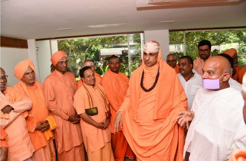 सद्भावना, नैतिकता एवं नशामुक्ति से आए अच्छाई-आचार्य महाश्रमण सद्भावना, नैतिकता एवं नशामुक्ति से आए अच्छाई-आचार्य महाश्रमण