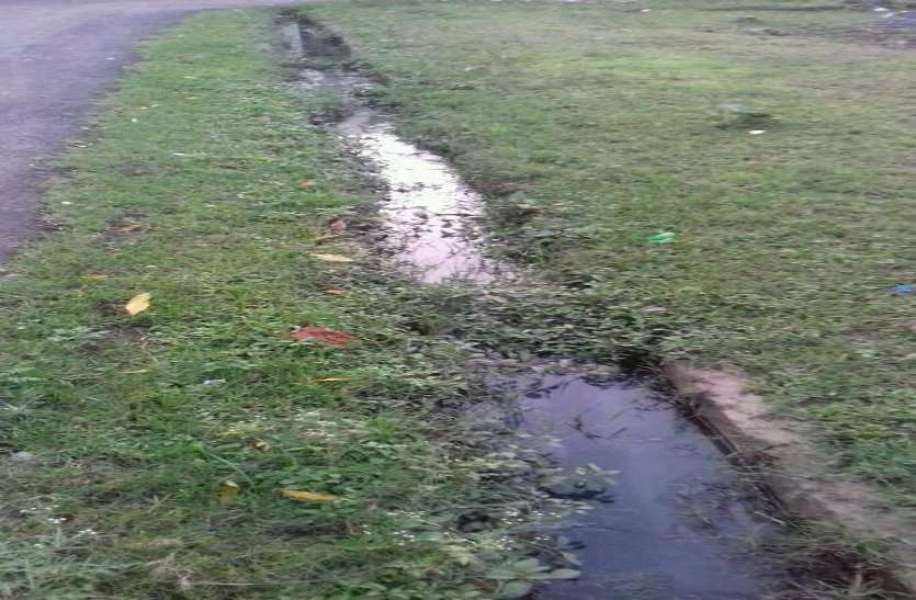 rj.jpg जहां जनता की समस्या सुनने पहुंची थी शहर सरकार वहीं सर्वाधिक दिक्कतें