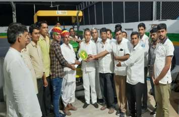 A new tractor was found in the victory of such played kabaddi ऐसी खेली कबड्डी की जीत में मिला नया ट्रेक्टर