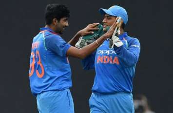 Jasprit Bumrah will still not return against Windies series विंडीज के खिलाफ भी बुमराह नहीं करेंगे वापसी, धोनी पर सस्पेंस