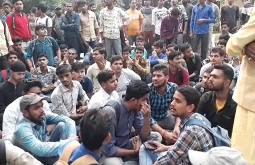 BHU मामला: मुस्लिम प्रोफेसर के लिए परेश रावल का ट्वीट हुआ वायरल, लिखी ऐसी बात..