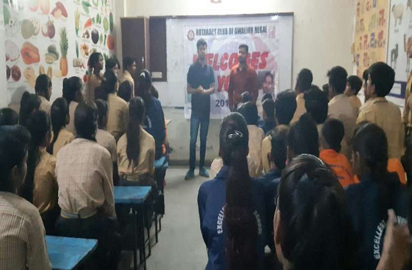 मदद करने से लौट सकती है किसी परिवार की खुशियां मदद करने से लौट सकती है किसी परिवार की खुशियां