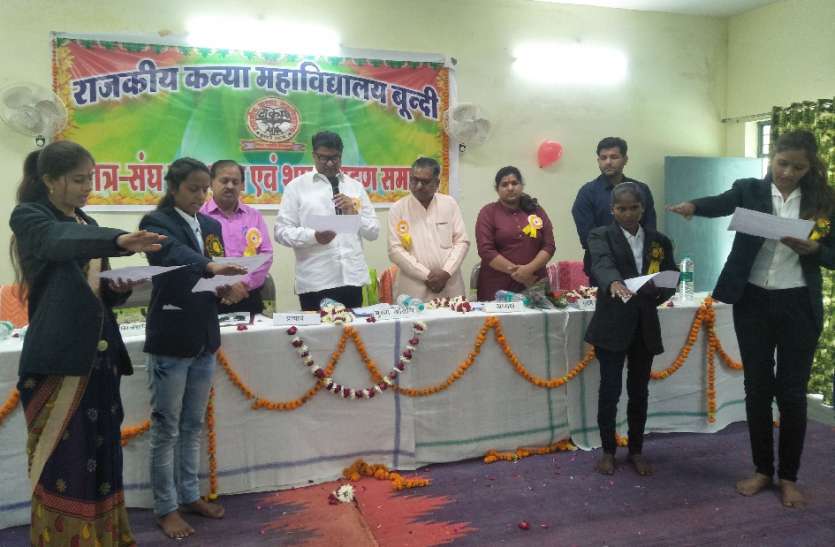 शिक्षा स्वरोजगार पैदा करने वाली हों शिक्षा स्वरोजगार पैदा करने वाली हों