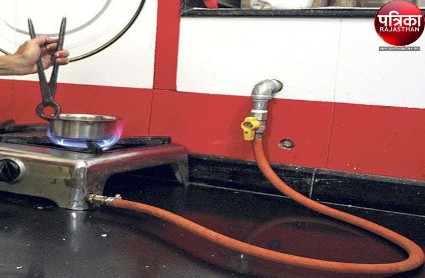 महानगरों की तर्ज पर अब पाली शहर में भी पाइप लाइन से मिल सकेगी रसोई गैस, रजिस्ट्रेशन प्रक्रिया शुरू महानगरों की तर्ज पर अब पाली शहर में भी पाइप लाइन से मिल सकेगी रसोई गैस, रजिस्ट्रेशन प्रक्रिया शुरू