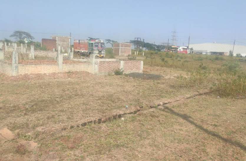 34 साल में भी शुरू नहीं हो पाया ट्रांसपोर्ट नगर, कौडिय़ों के दाम दिए गए थे भूखंड 34 साल में भी शुरू नहीं हो पाया ट्रांसपोर्ट नगर, कौडिय़ों के दाम दिए गए थे भूखंड