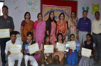 Child scientists innovate on clean, green in bhilwara बाल वैज्ञानिकों ने स्वच्छ, हरित पर किया नवाचार
