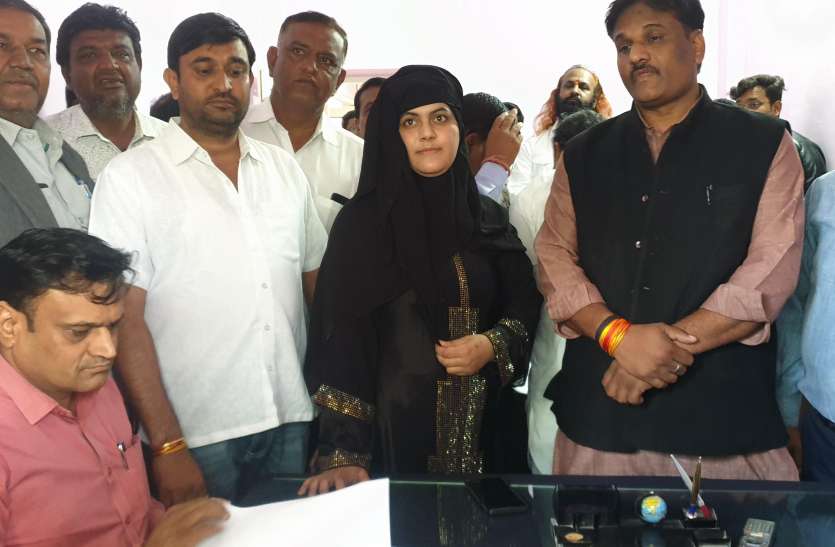 political मकराना कांग्रेस में बगावत के सुर
