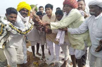 It is my endeavor to get pure water in every village of Sardarpur सरदारपुर तहसील के हर गांव में शुद्ध पानी मिले यही मेरा प्रयास: ग्रेवाल