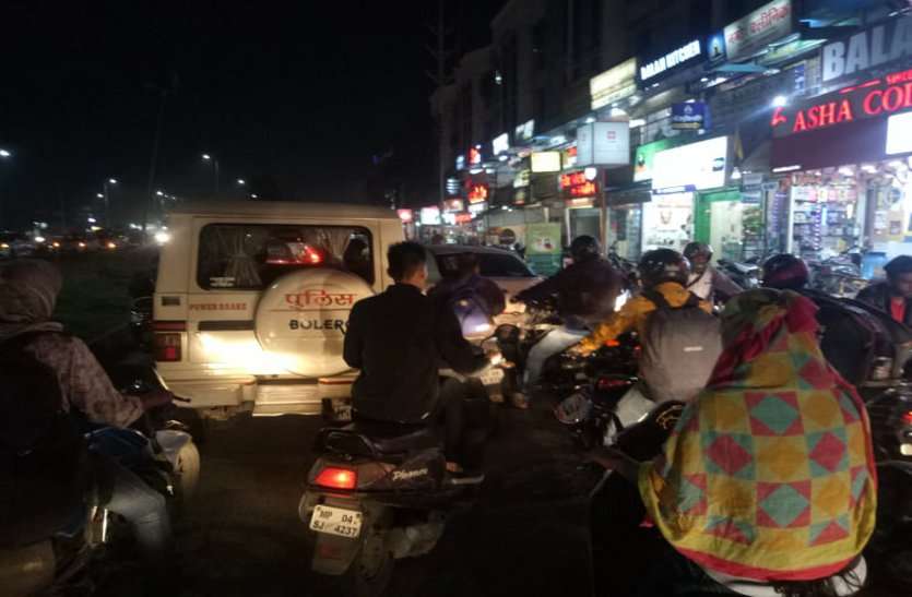 mp police jam तमाम कोशिशों के बावजूद भोपाल पुलिस यहां भी हो जाती है फेल! जानिये इसका कारण...