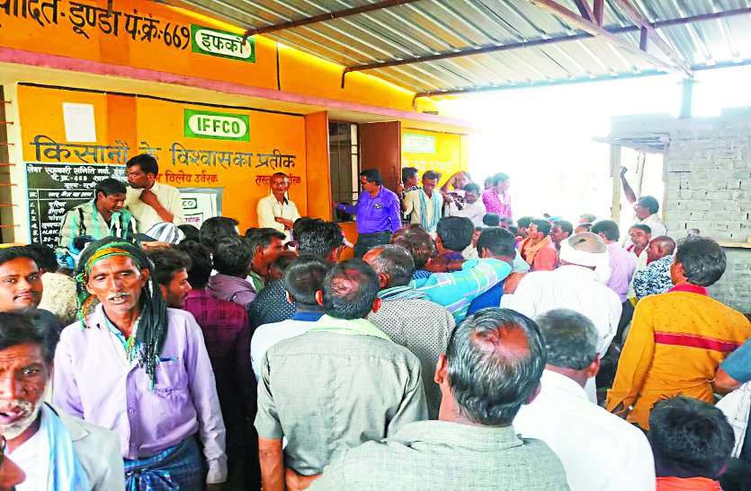 जिले के 78 हजार से ज्यादा किसानों से होगी 320 करोड़ रुपए कर्ज की वसूली जिले के 78 हजार से ज्यादा किसानों से होगी 320 करोड़ रुपए कर्ज की वसूली