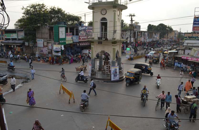 DPR was made two years ago for traffic signal, no poll yet टै्रफिक सिग्नल की दो साल पहले बनी थी डीपीआर, अब तक नहीं लगे पोल