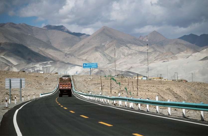 CPEC पाकिस्तान: रिटायर्ड आर्मी जनरल को सीपीईसी अथॉरिटी का प्रमुख बनाया
