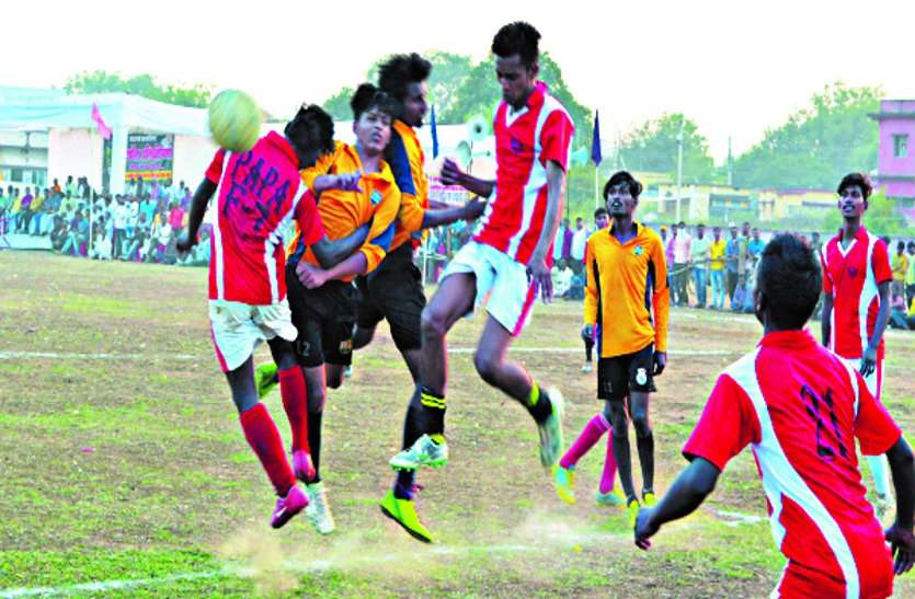 Both the thrill-filled matches ended up on par, the decision was taken by the tributary रोमांच से भरे दोनों मैच अंत तक बराबरी पर छूटी, ट्राईब्रेकर से हुआ फैसला