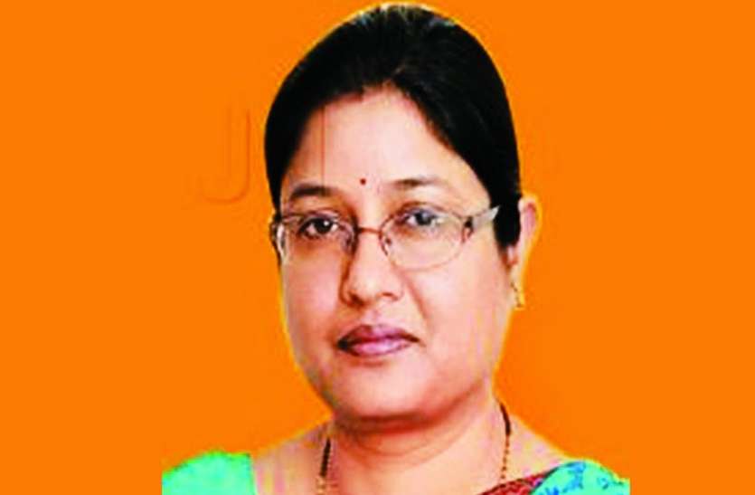बड़ी खबर : प्रसव में हुई नवजात की मौत, इस महिला डॉक्टर की प्रैक्टिस पर एमसीआई ने लगाई रोक बड़ी खबर : प्रसव में हुई नवजात की मौत, इस महिला डॉक्टर की प्रैक्टिस पर एमसीआई ने लगाई रोक